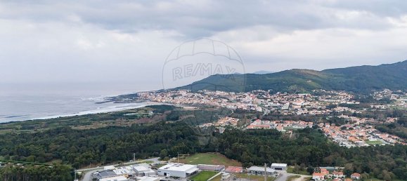 Дом с 6 спальнями в Каминья, Португалия № 167569 27