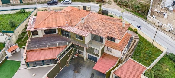 Дом с 6 спальнями в Каминья, Португалия № 167569 26