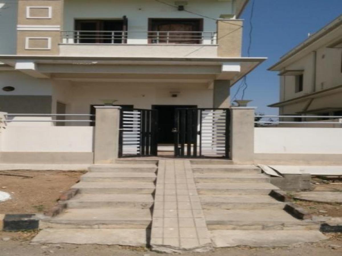 3 bedrooms House in Vijayawada, India No. 13648