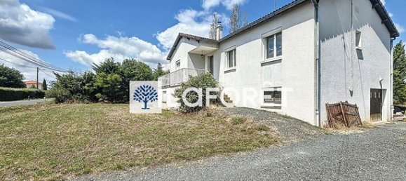 3 Schlafzimmer Haus in Nueil-les-Aubiers, France, Nr. 310206 7