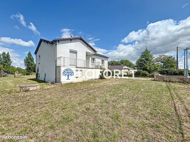 3 Schlafzimmer Haus in Nueil-les-Aubiers, France, Nr. 310206