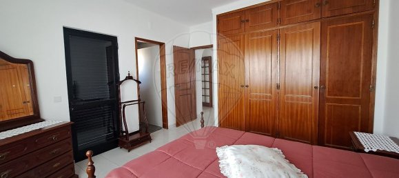 Дом с 6 спальнями в Montenegro, Португалия № 23935 9