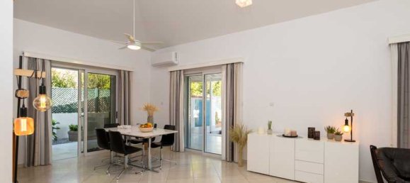 Casa de 3 dormitorios en Pyrgos, Cyprus No. 16481 10