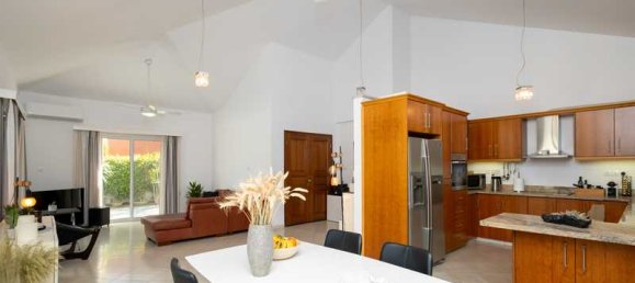 Casa de 3 dormitorios en Pyrgos, Cyprus No. 16481 8