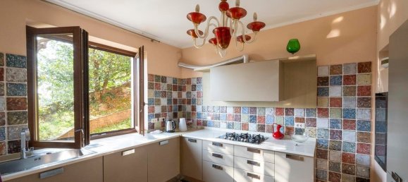 4 Schlafzimmer Villa in Baveno, Italy, Nr. 283307 10