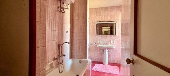 5 bedrooms Apartment in Florence, Italy No. 343576 19