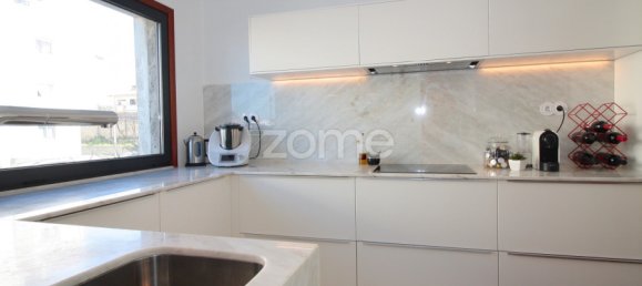 3 bedrooms House in Porto, Portugal No. 145082 11