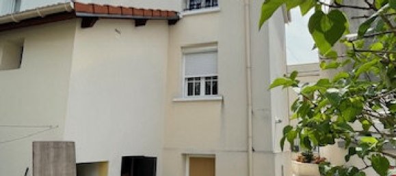 2 chambres Maison à Neuilly-Plaisance, France No. 182852 7