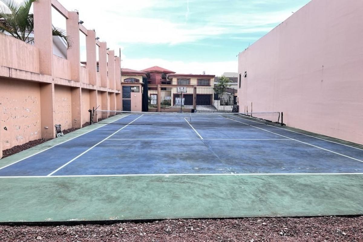  قطعة أرض في Curridabat, Costa Rica رقم 1750