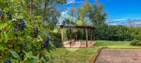 9-Zimmer Haus in San Marcello, Italy, Nr. 235386 5