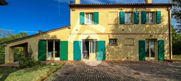 9-Zimmer Haus in San Marcello, Italy, Nr. 235386 8