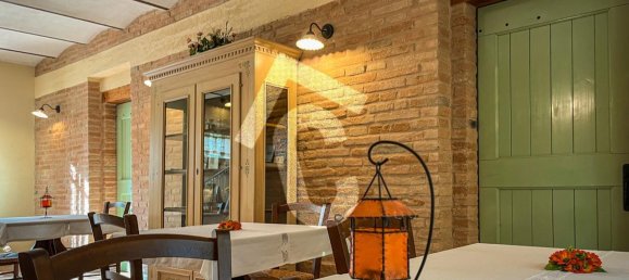 9-Zimmer Haus in San Marcello, Italy, Nr. 235386 10