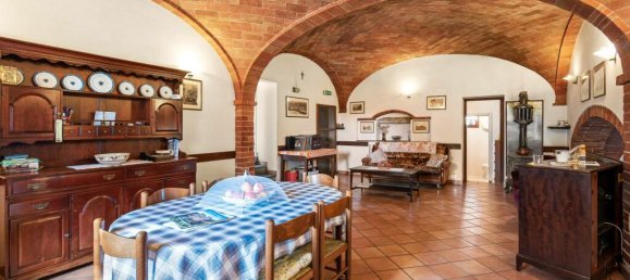 4 bedrooms House in Sinalunga, Italy No. 54152 5