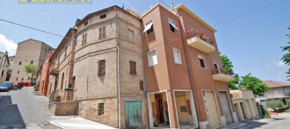 4 rooms Apartment in Cossignano, Italy No. 230624 2