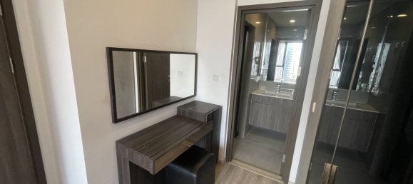 2 chambres Condo à Huai Khwang, Thailand No. 64065 8