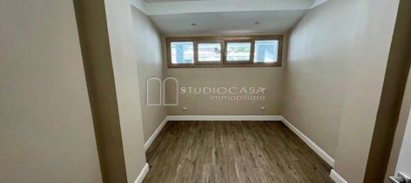 2 bedrooms Apartment in Pisa, Italy No. 261700 8