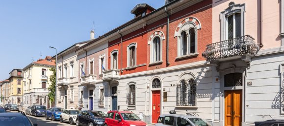10 bedrooms Villa in Milan, Italy No. 246826 4