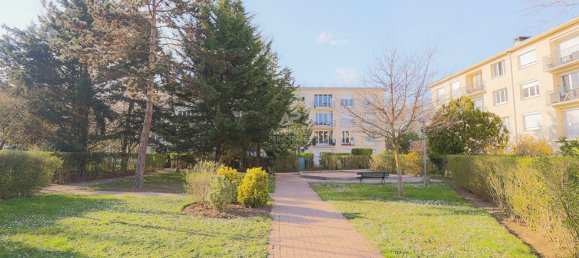 2 bedrooms Apartment in Maisons-Laffitte, France No. 351384 16