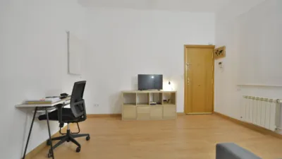 1 bedroom Apartment in Madrid, Spain No. 136805