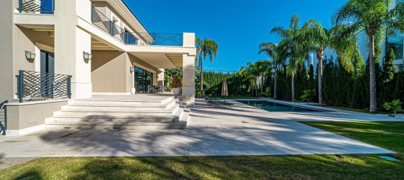 6 bedrooms Villa in Benahavis, Spain No. 16307 8