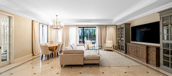 6 bedrooms Villa in Benahavis, Spain No. 16307 11