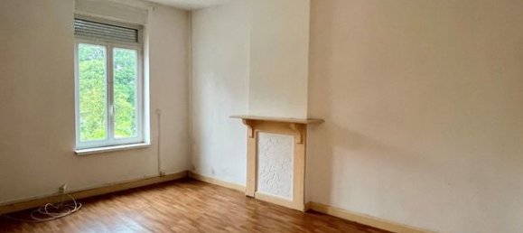 Casa T2 em Quievrechain, France N.º 66636 2