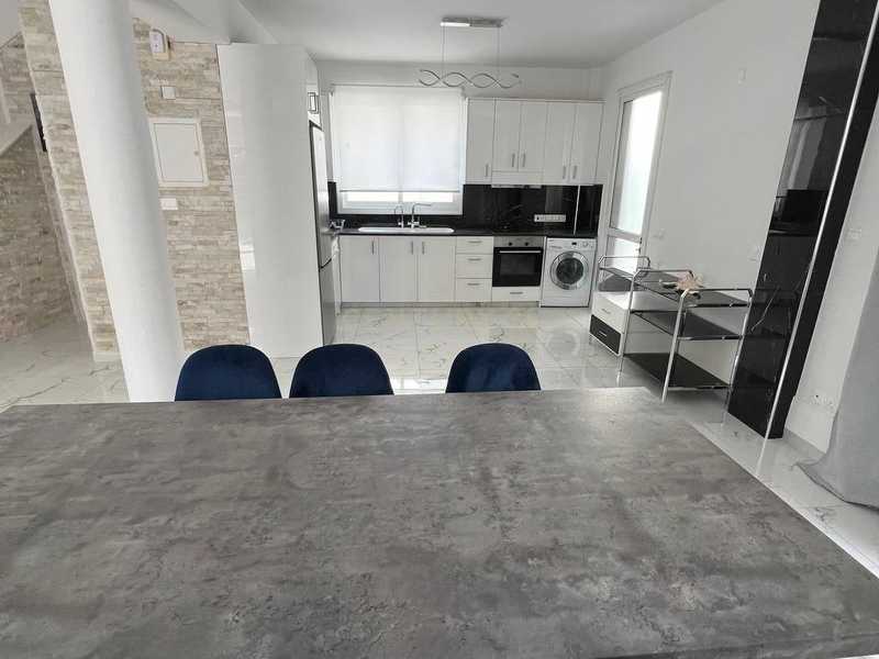 5 bedrooms Villa in Limassol, Cyprus No. 7631