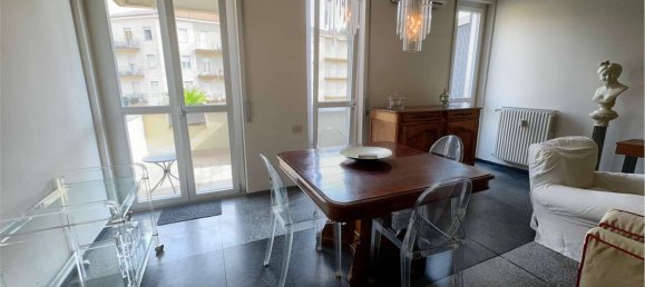 3 rooms Apartment in Como, Italy No. 333708 8