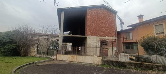 Casa de 5 habitaciónes en Paitone, Italy No. 232364 2