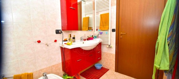 3 Schlafzimmer Wohnung in Settimo Torinese, Italy, Nr. 370863 12