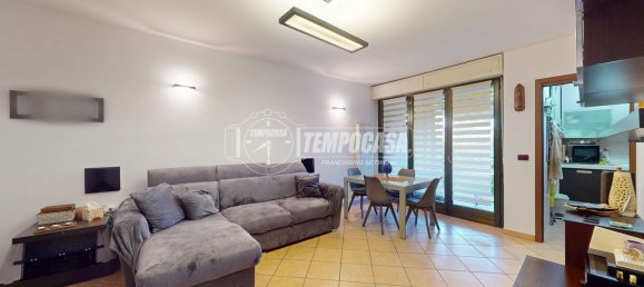 3 Schlafzimmer Wohnung in Settimo Torinese, Italy, Nr. 370863 2