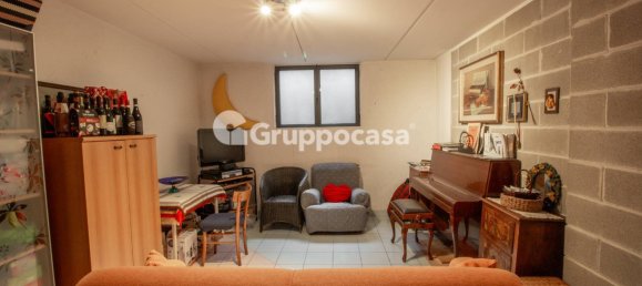 3 غرف نوم فيلا في Magenta, Italy رقم 312963 38