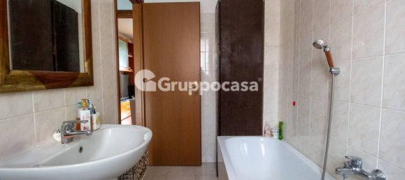 3 غرف نوم فيلا في Magenta, Italy رقم 312963 18