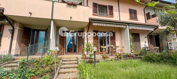 3 غرف نوم فيلا في Magenta, Italy رقم 312963 4