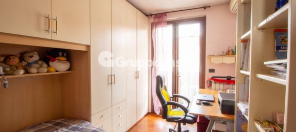 3 غرف نوم فيلا في Magenta, Italy رقم 312963 24