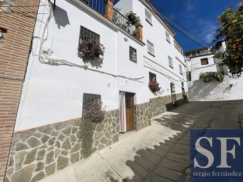 Moradia em banda T5 em Canillas De Albaida, Spain N.º 222064