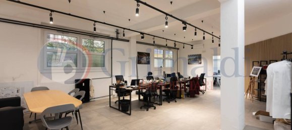 3 rooms Office in Milan, Italy No. 341882 8