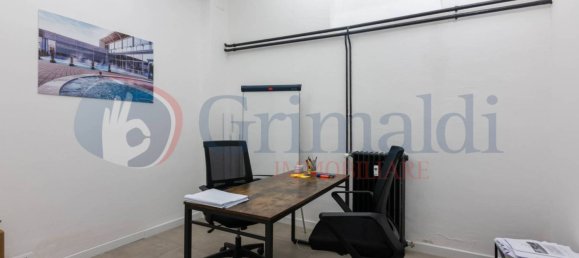 3 rooms Office in Milan, Italy No. 341882 3