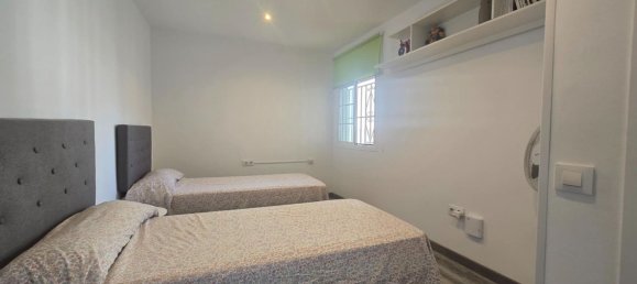 2 Schlafzimmer Stadthaus in La Linea de la Concepcion, Spain, Nr. 183490 30