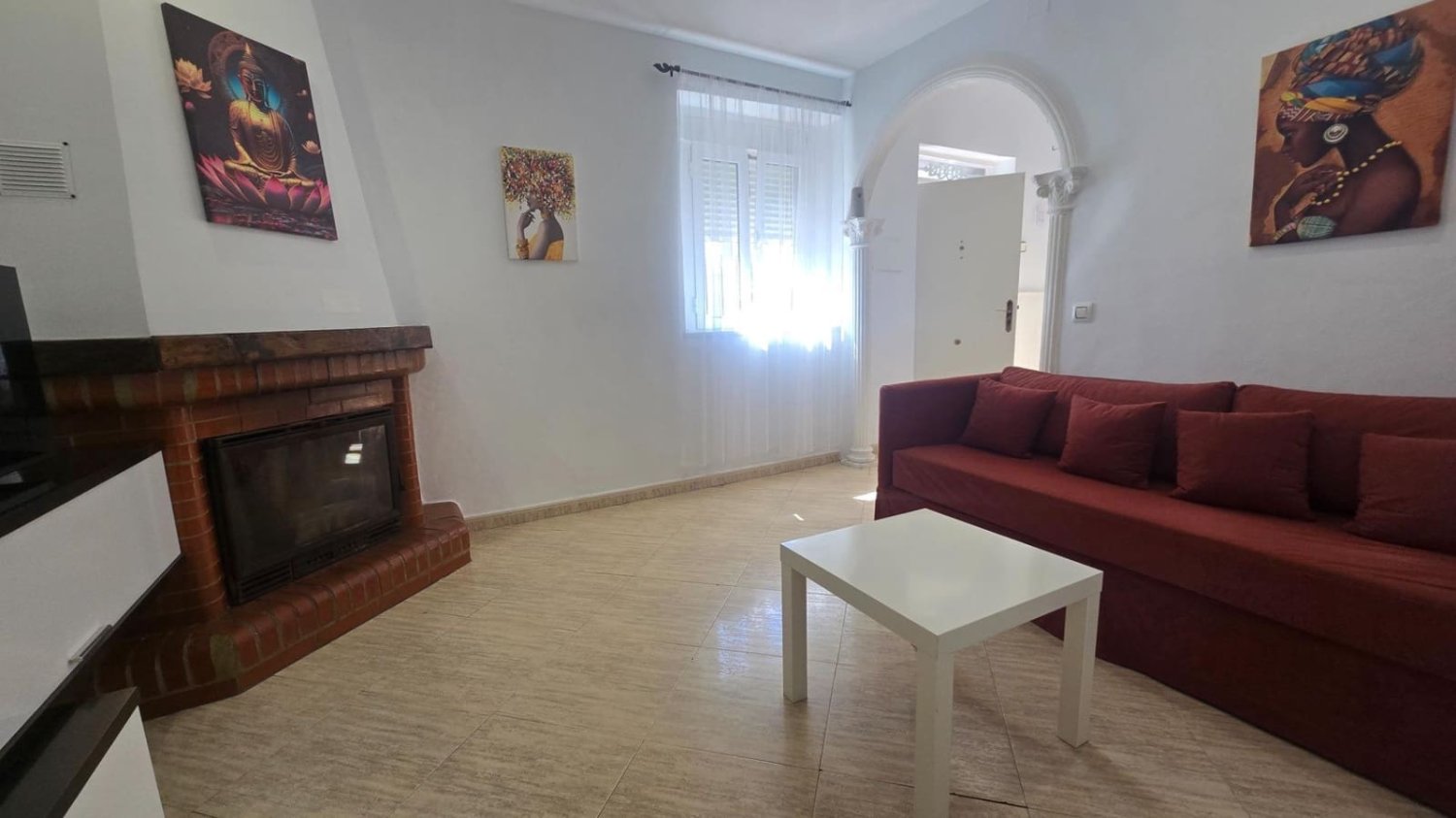 2 غرف نوم تاون هاوس في La Linea de la Concepcion, Spain رقم 183490