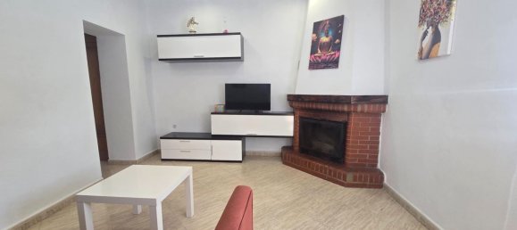 2 Schlafzimmer Stadthaus in La Linea de la Concepcion, Spain, Nr. 183490 2