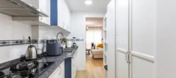 3 bedrooms Apartment in Valencia, Spain No. 174163 8