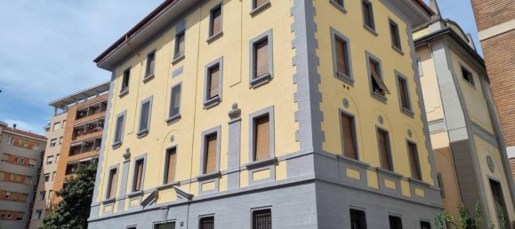 4-Zimmer Wohnung in Milan, Italy, Nr. 241692 8