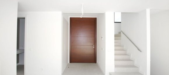 4 bedrooms Villa in Marbella, Spain No. 98877 17