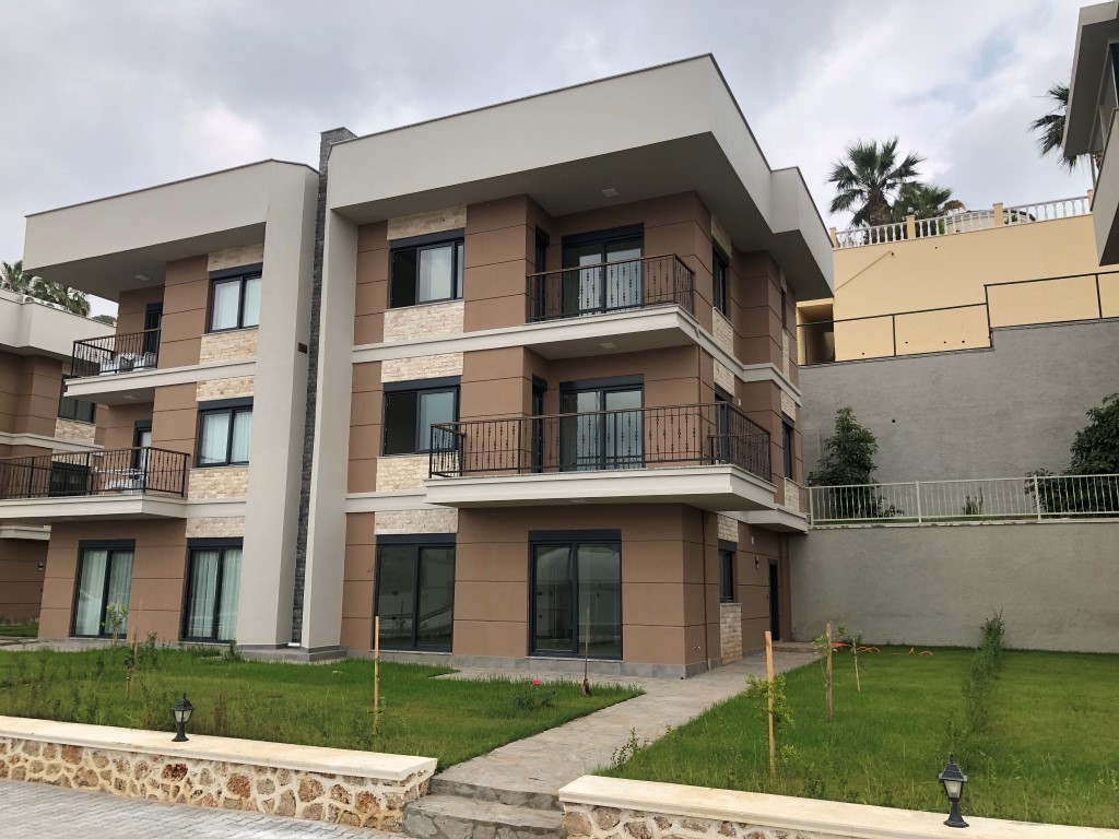 4 rooms Villa in Kargicak, Turkey No. 10187