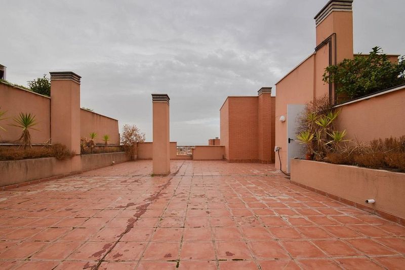 3 غرف نوم بانتهاوس في Granada, Spain رقم 237943