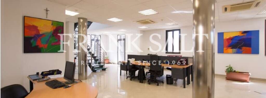 665m² Office in Ta' Xbiex, Malta No. 12339