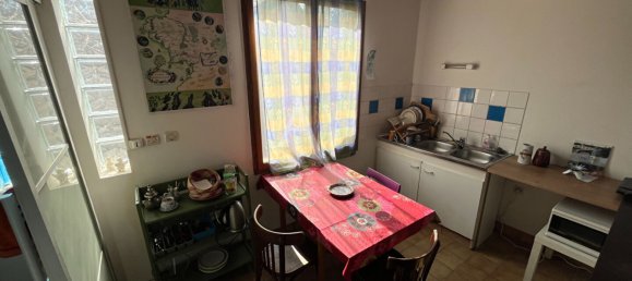 2 Schlafzimmer Haus in Chateau-Renault, France, Nr. 44998 3