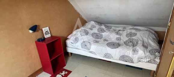 2 Schlafzimmer Haus in Chateau-Renault, France, Nr. 44998 7