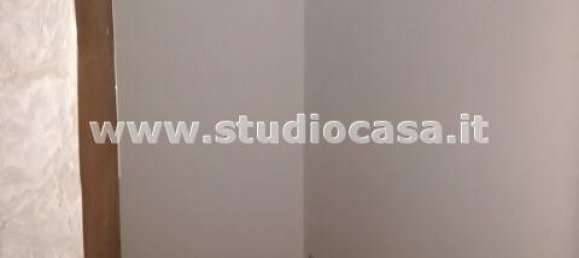 3 rooms Apartment in Castelleone, Italy No. 161237 5